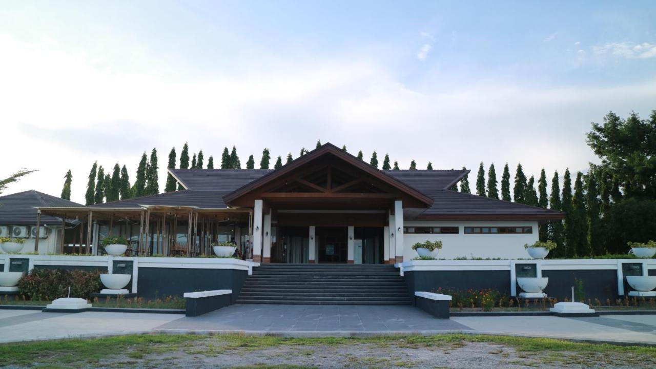 Estancia De Lorenzo Tarlac Esterno foto